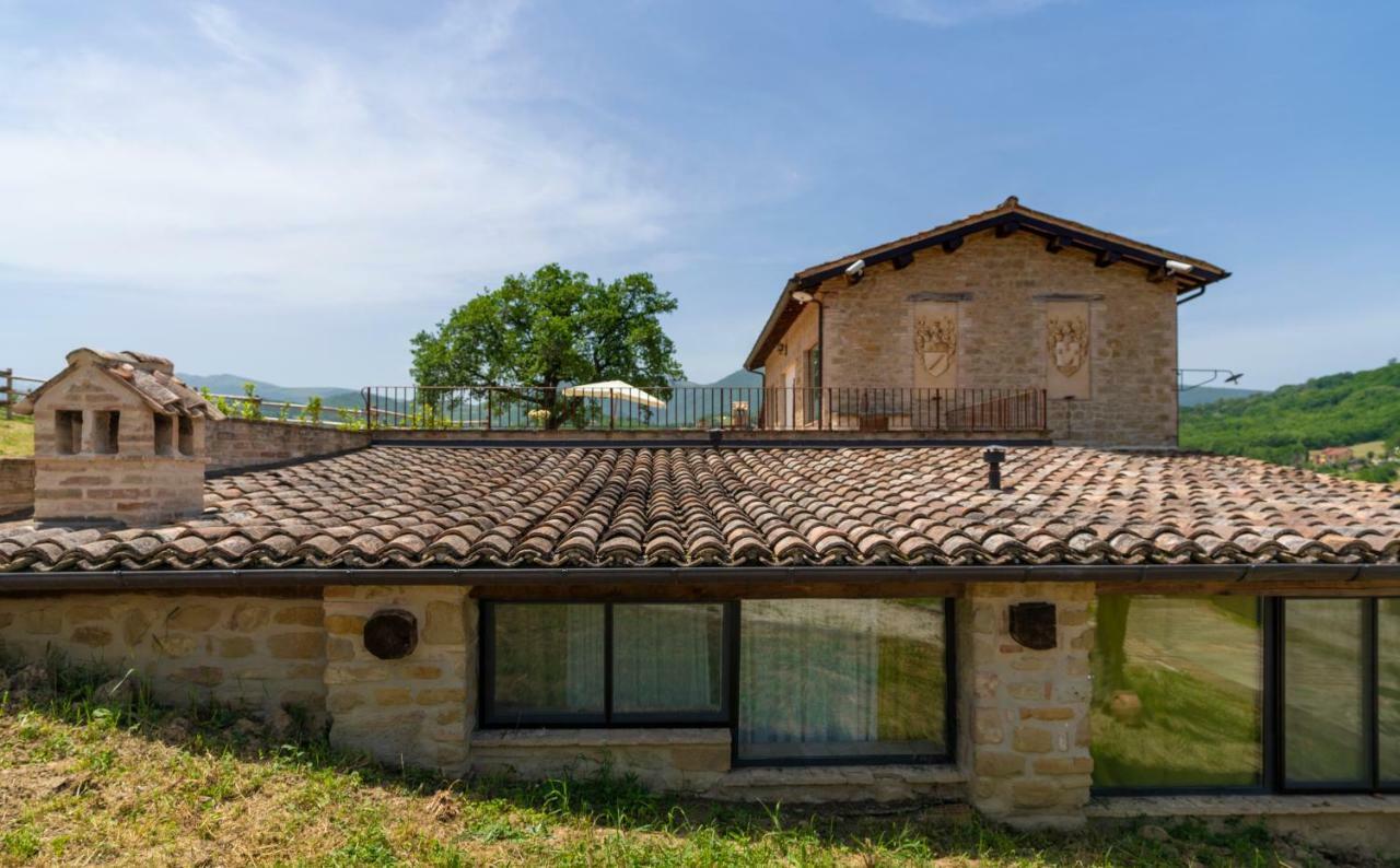 Gasthaus Azzurro Di Vallepietra Camporotondo di Fiastrone Exterior foto